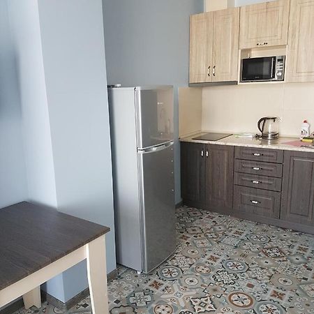 Apartment Lotos Batumi 72 ภายนอก รูปภาพ