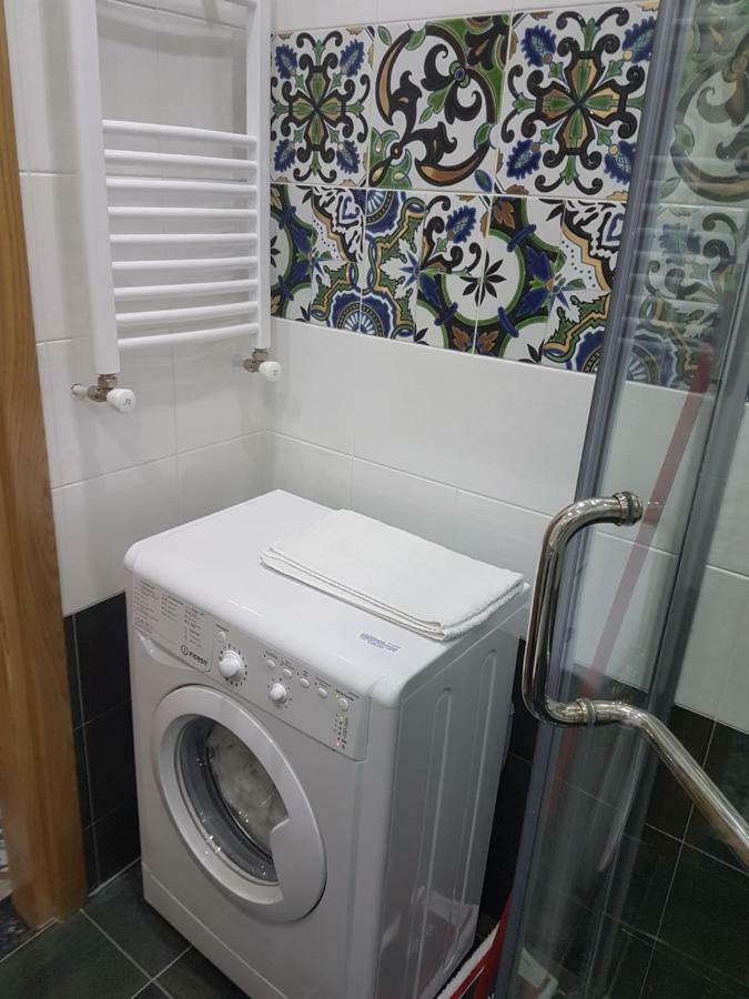 Apartment Lotos Batumi 72 ภายนอก รูปภาพ