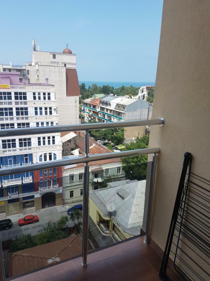 Apartment Lotos Batumi 72 ภายนอก รูปภาพ
