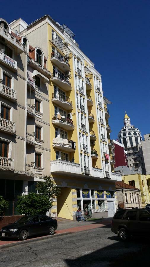 Apartment Lotos Batumi 72 ภายนอก รูปภาพ