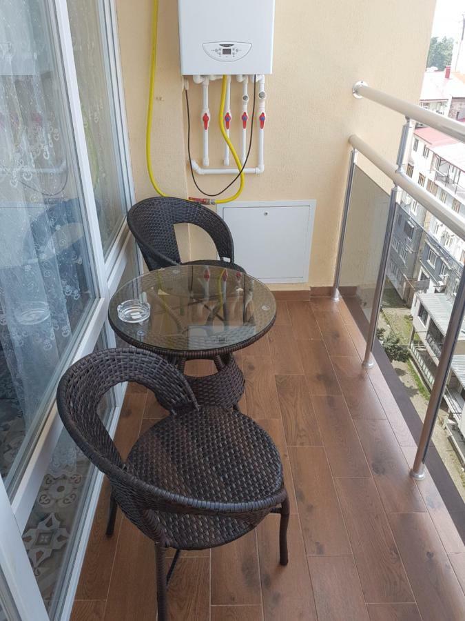 Apartment Lotos Batumi 72 ภายนอก รูปภาพ